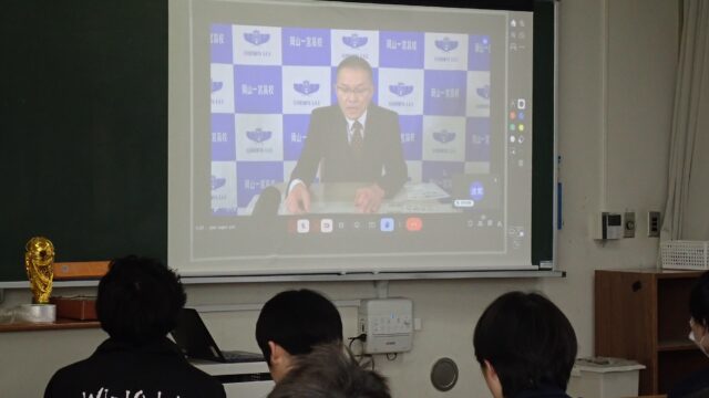 ３学期終業式が行われました。
