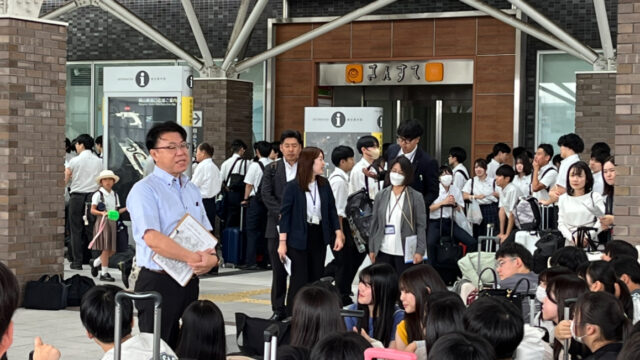 岡山駅での出発式です（関東方面）