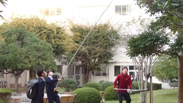 家庭クラブ活動報告「校内クリーン作戦」