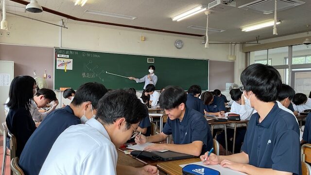 令和8年度第8回探究チャレンジー国語と数学、同じ教材で授業すると何が見える？ー